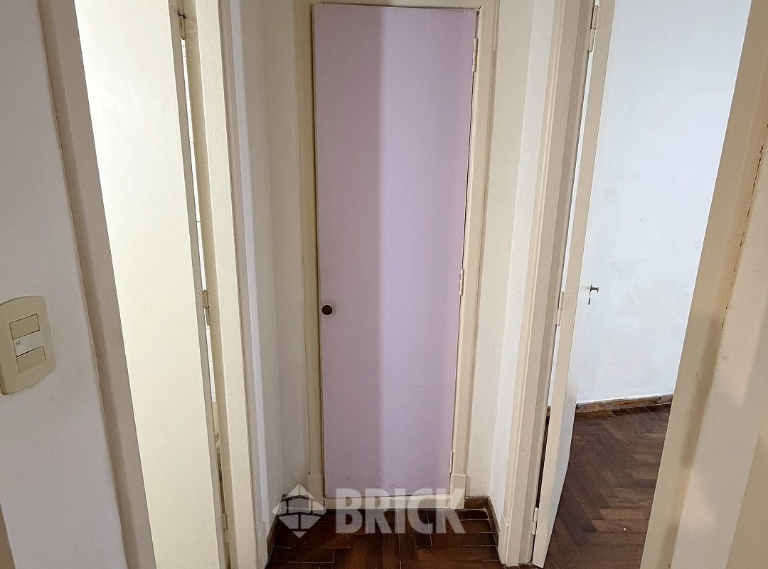 GOMEZ, VALENTIN al 3100 Piso 2 14