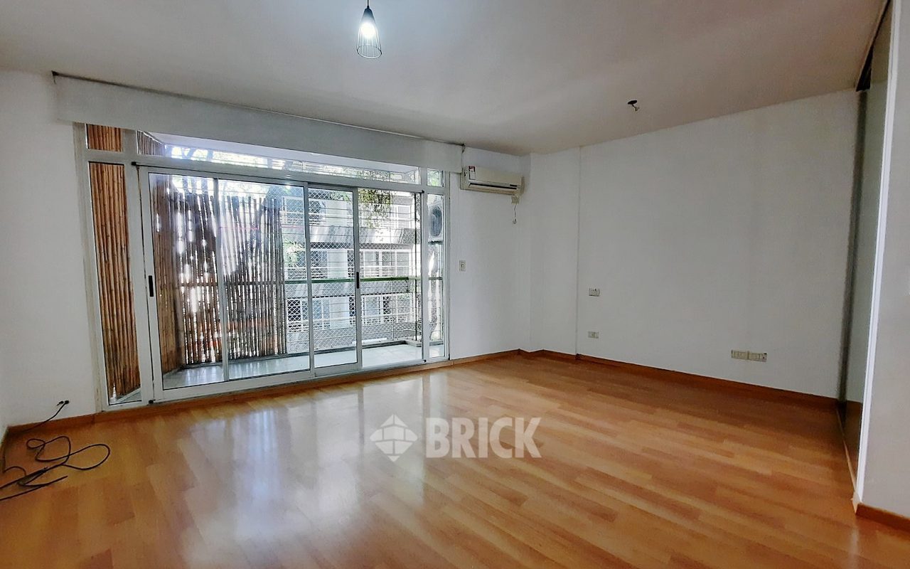 BRAVO, MARIO al 1100 Piso 3 1