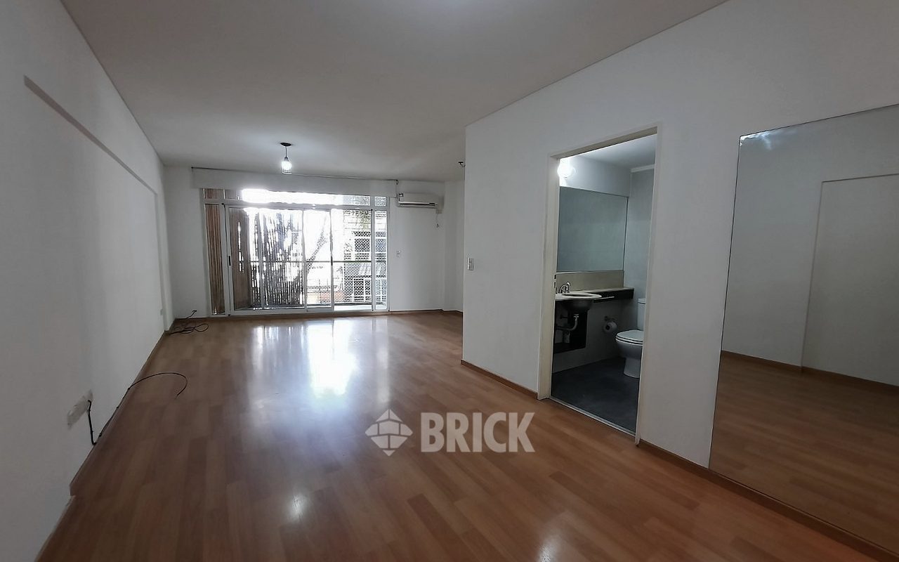 BRAVO, MARIO al 1100 Piso 3 3
