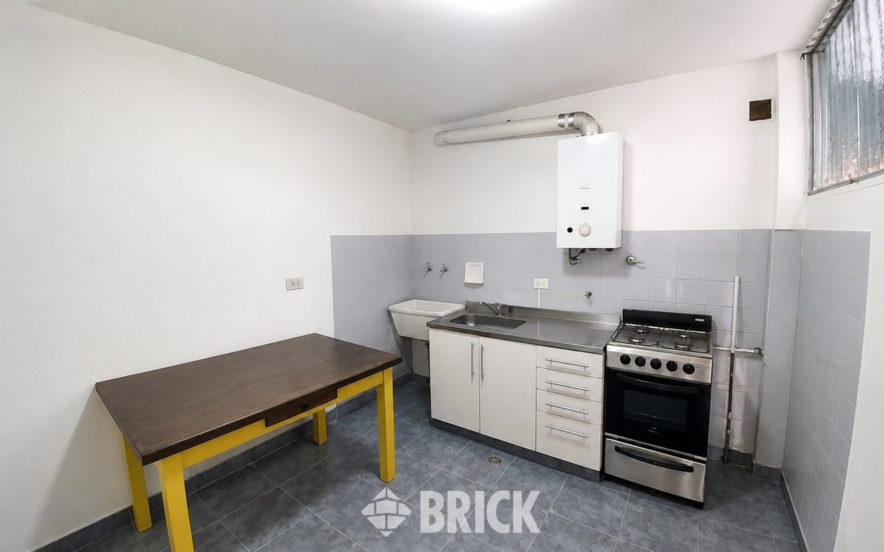 PACHECO DE MELO al 2900 Piso 1 7