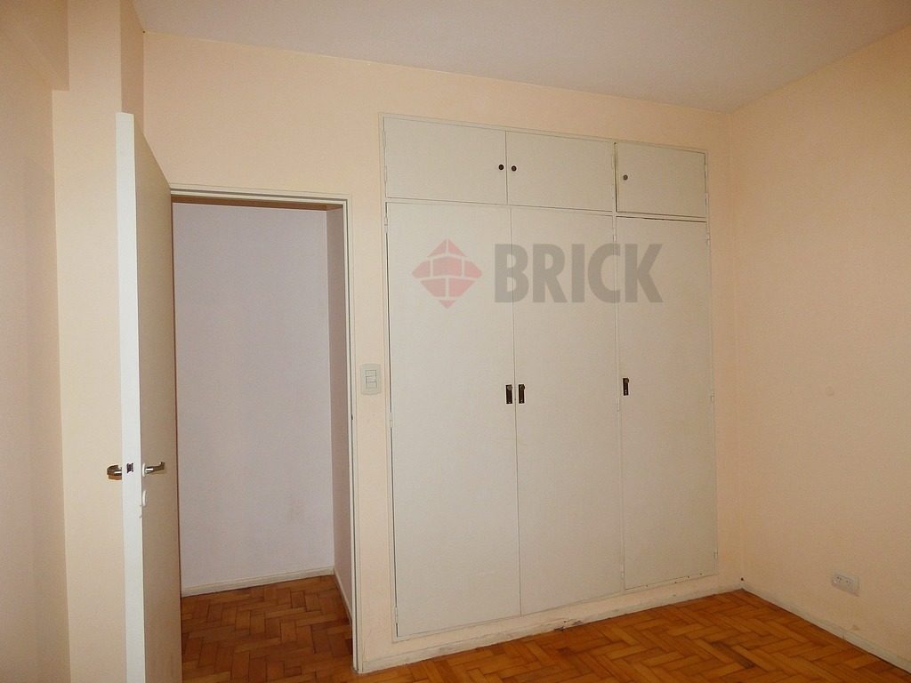RIVADAVIA, AV. al 6100 Piso 2 10
