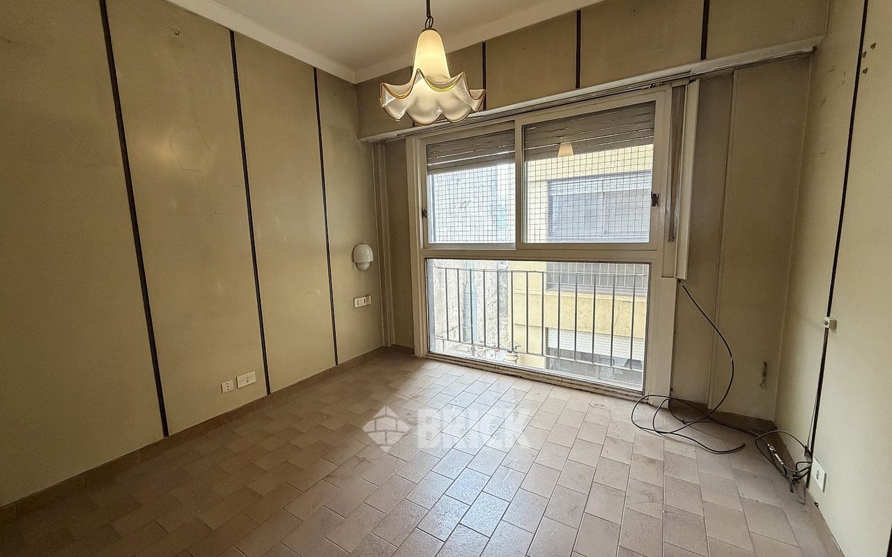 MONTES DE OCA, AV. al 1100 Piso 5 18