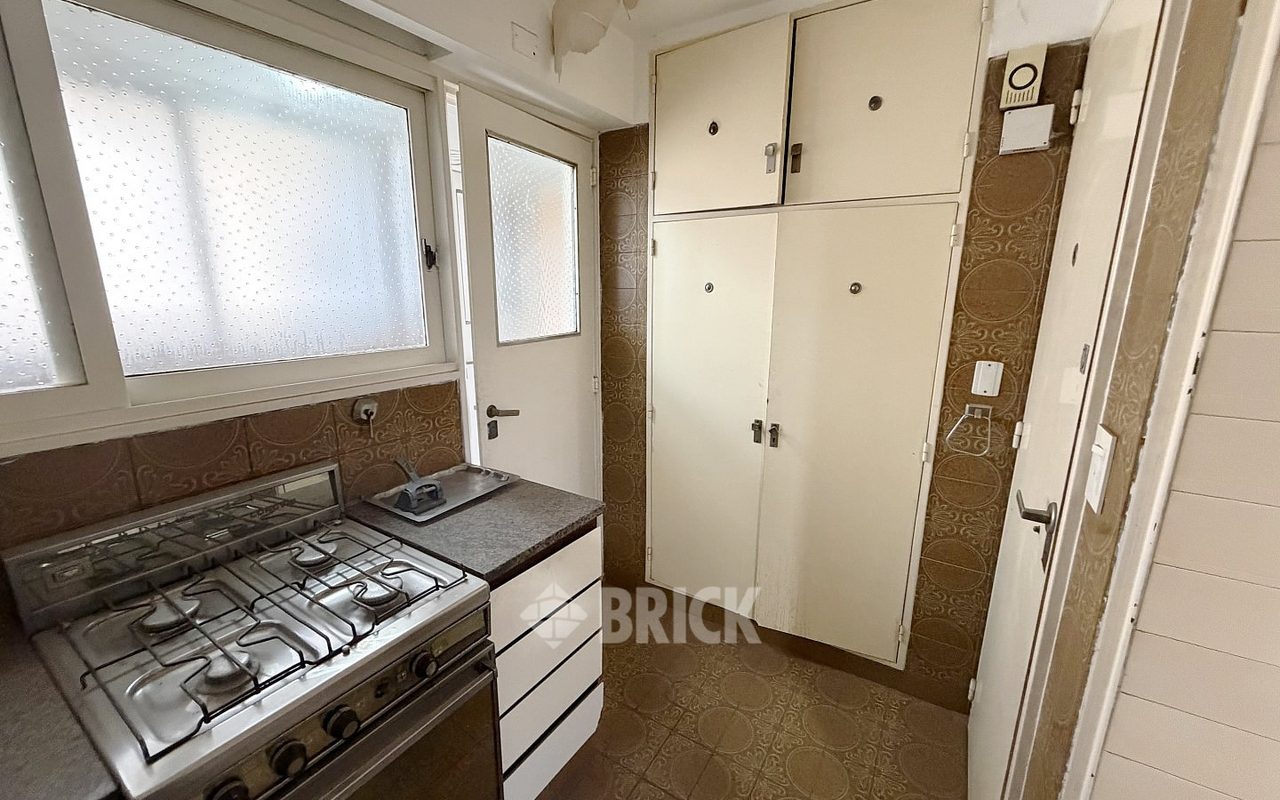MONTES DE OCA, AV. al 1100 Piso 5 28