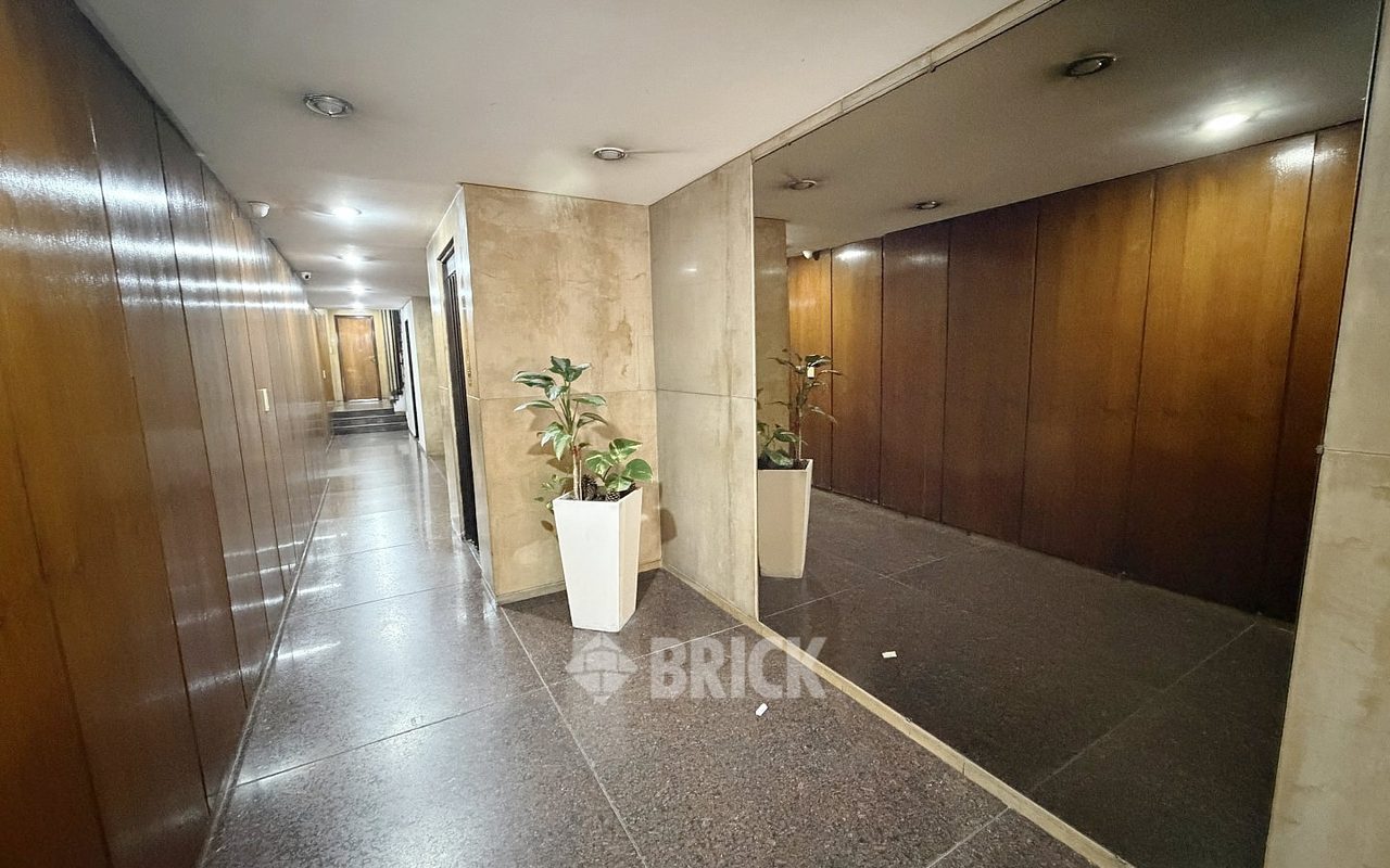 MONTES DE OCA, AV. al 1100 Piso 5 37