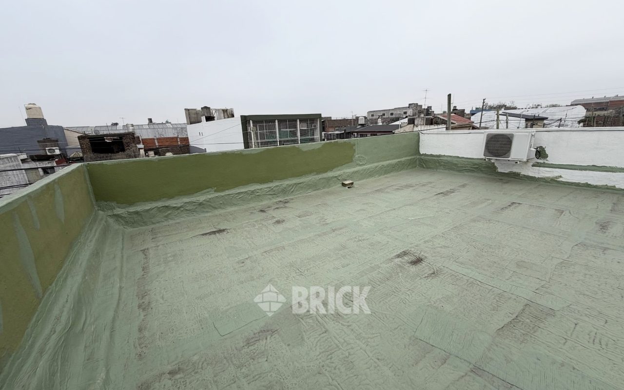 RUCCI, JOSE IGNACIO al 2400 Piso 1 27