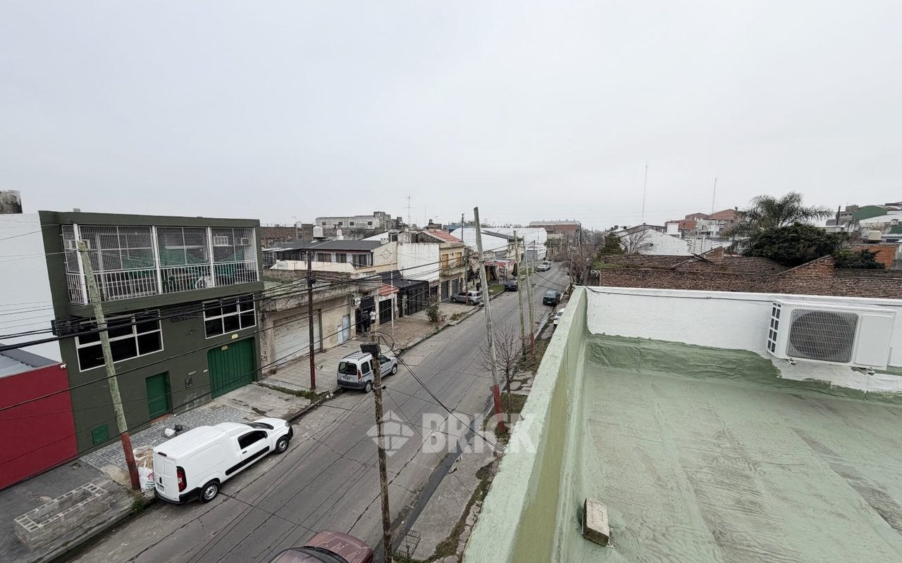 RUCCI, JOSE IGNACIO al 2400 Piso 1 28