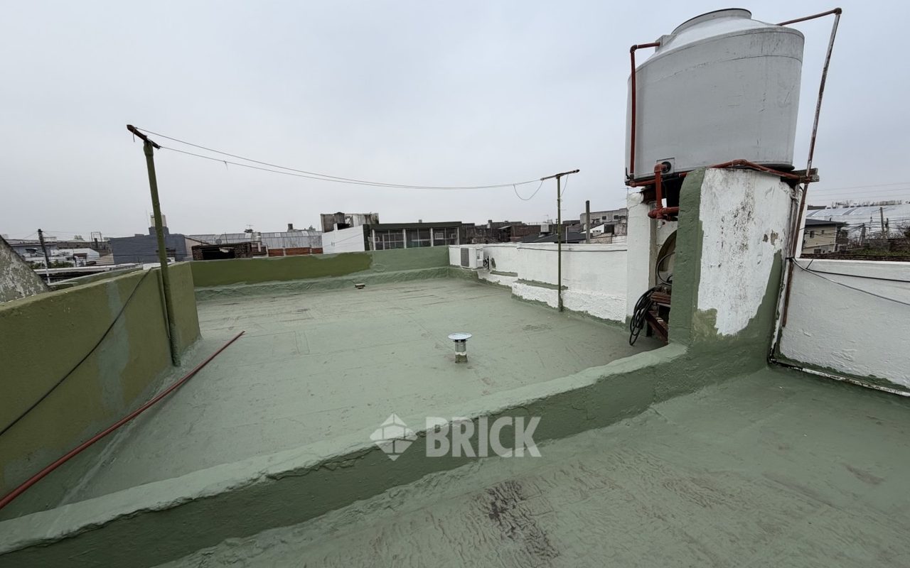 RUCCI, JOSE IGNACIO al 2400 Piso 1 32