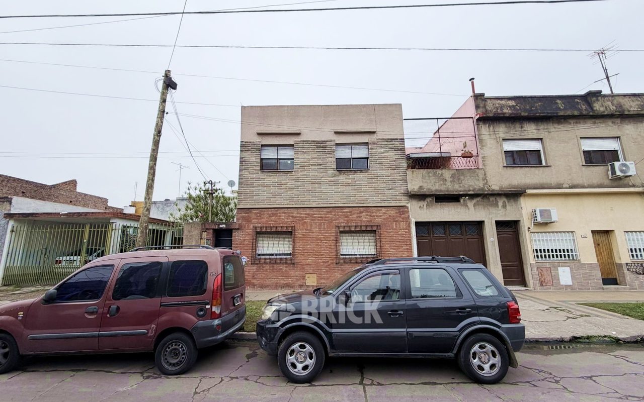 RUCCI, JOSE IGNACIO al 2400 Piso 1 35