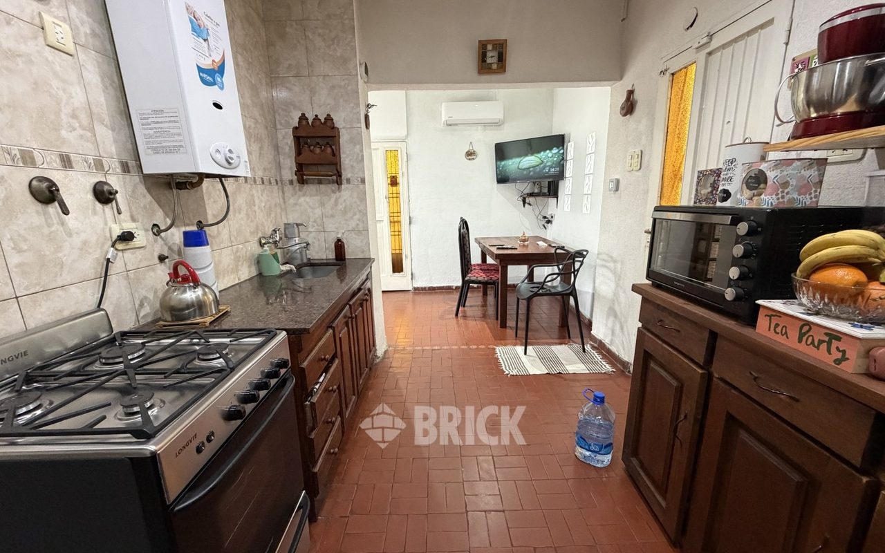 RUCCI, JOSE IGNACIO al 2400 Piso 1 7