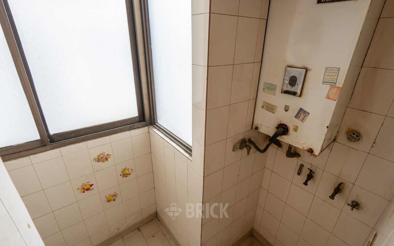 TRES ARROYOS al 1600 Piso 7 7