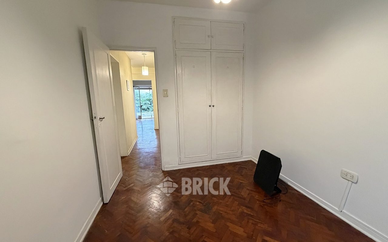 PARAGUAY al 3300 Piso PB 16