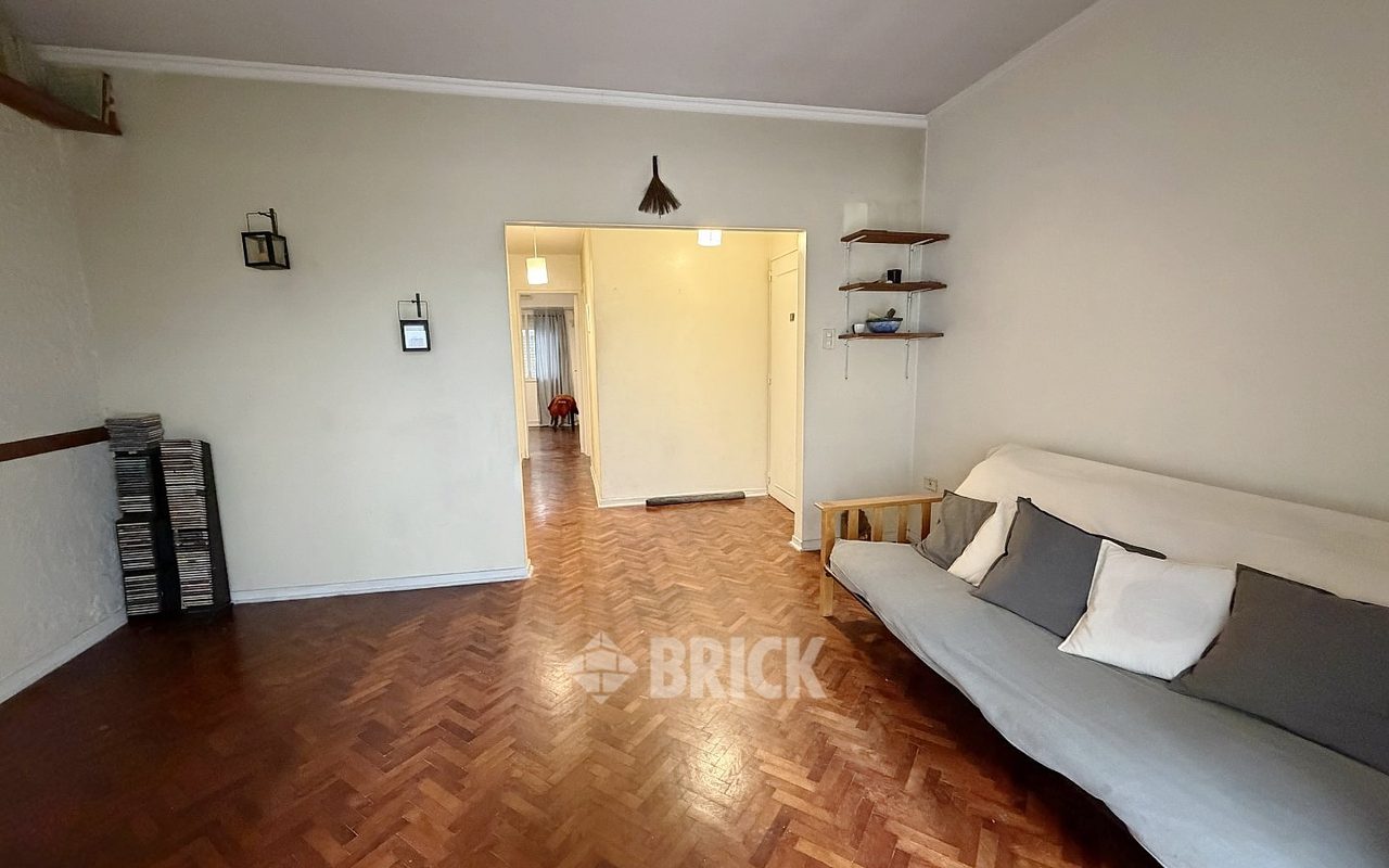 PARAGUAY al 3300 Piso PB 5