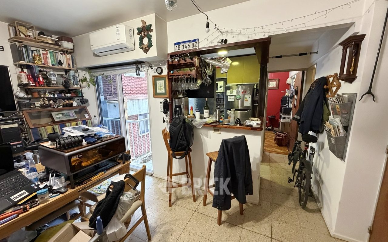 SEGUI, JUAN F. al 3500 Piso 8 1