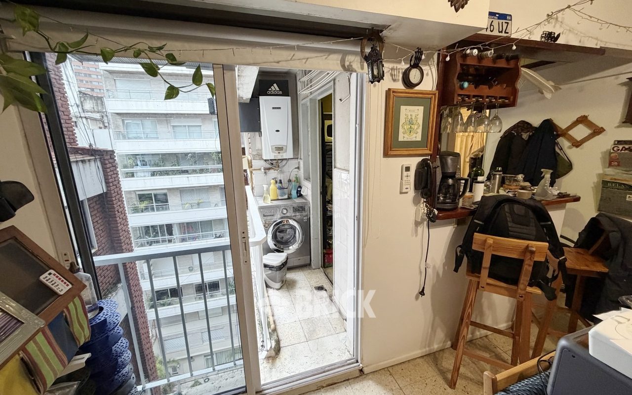 SEGUI, JUAN F. al 3500 Piso 8 5