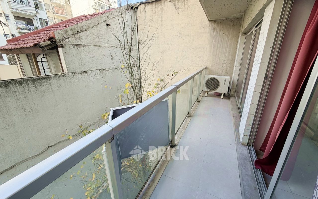 ARREDONDO, VIRREY al 2400 Piso 3 14