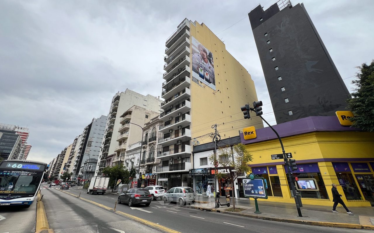 CABILDO, AV. al 1400 Piso 4 13