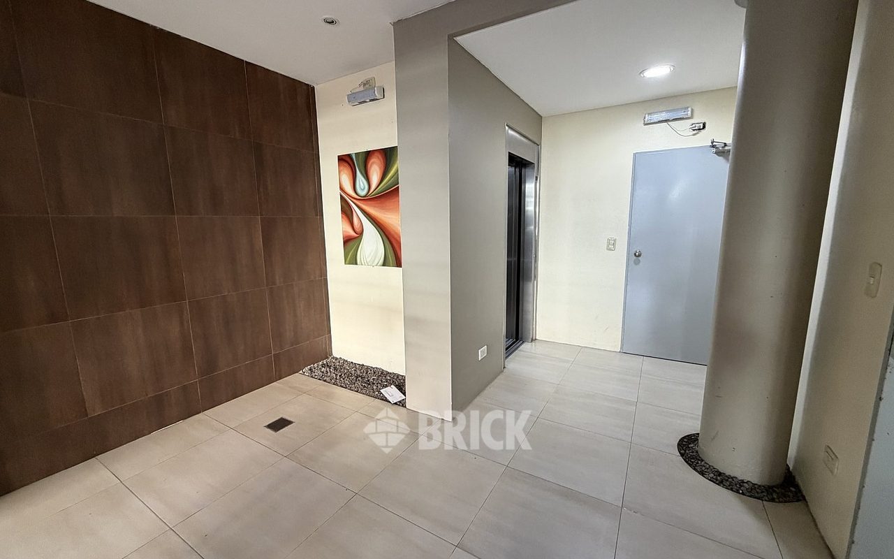 VILLARROEL al 1100 Piso 4 26
