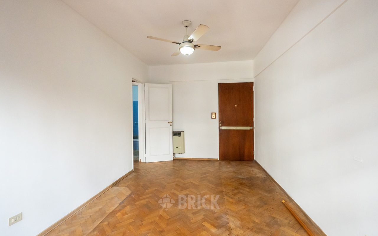 FALCON, RAMON L., CNEL. al 1800 Piso 2 3