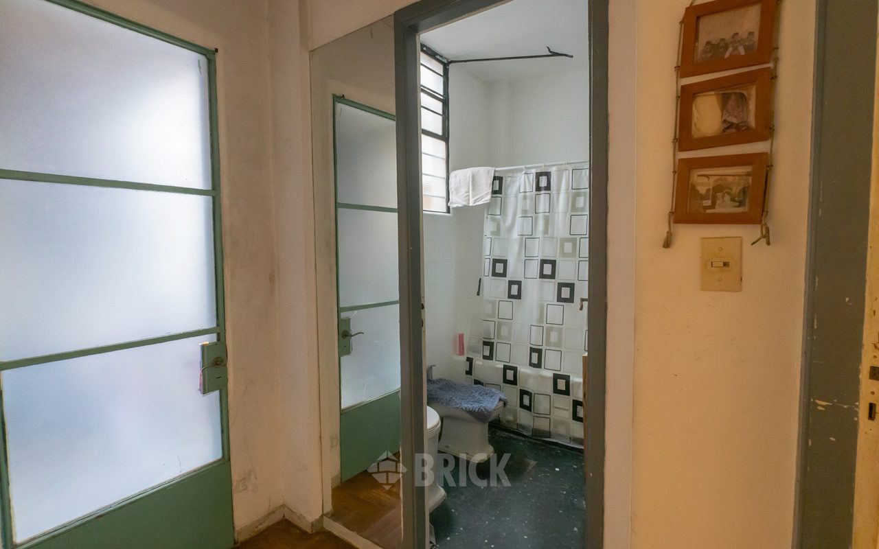 CHILE al 2100 Piso PB 6