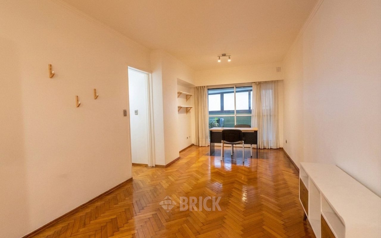 ARENALES al 3800 Piso 1 1