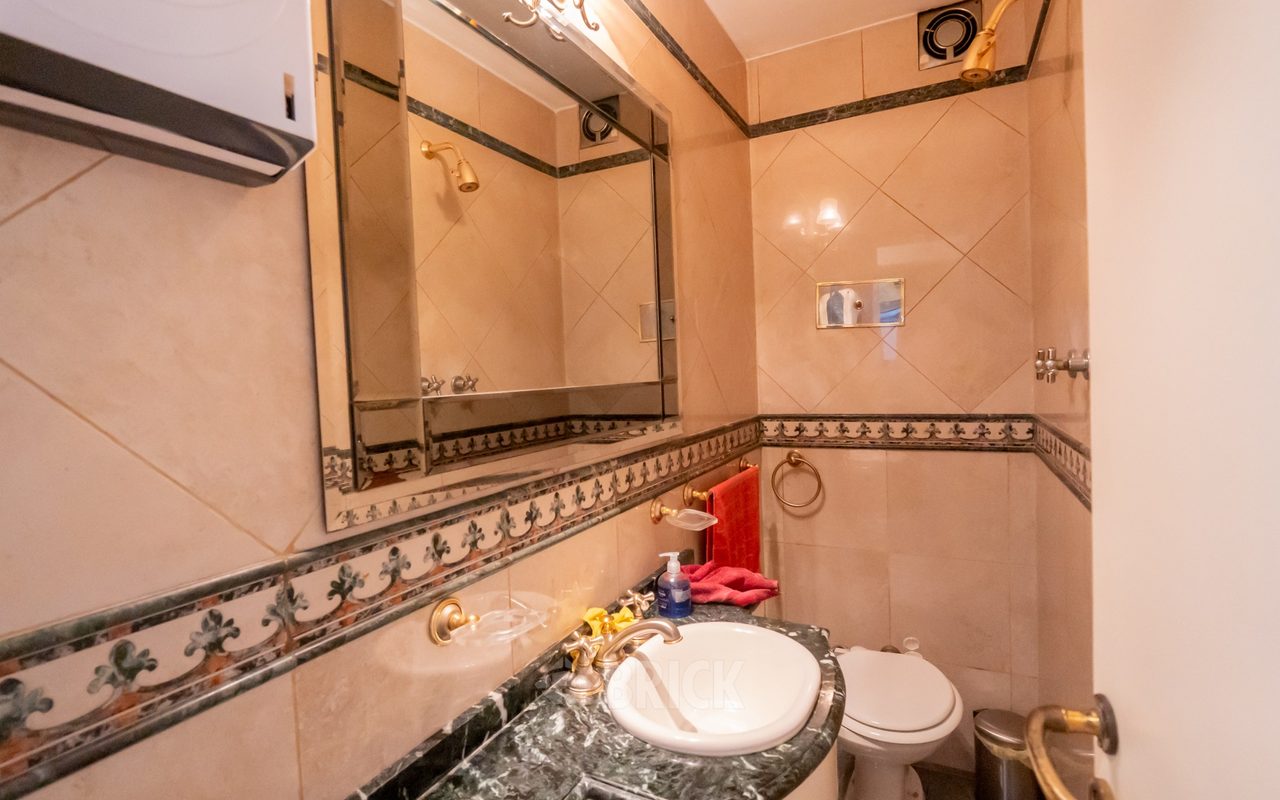 ARENALES al 3800 Piso 1 4