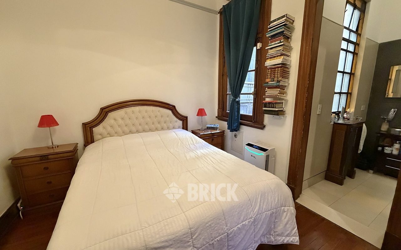 PUEYRREDON, AV. al 600 Piso 1 52
