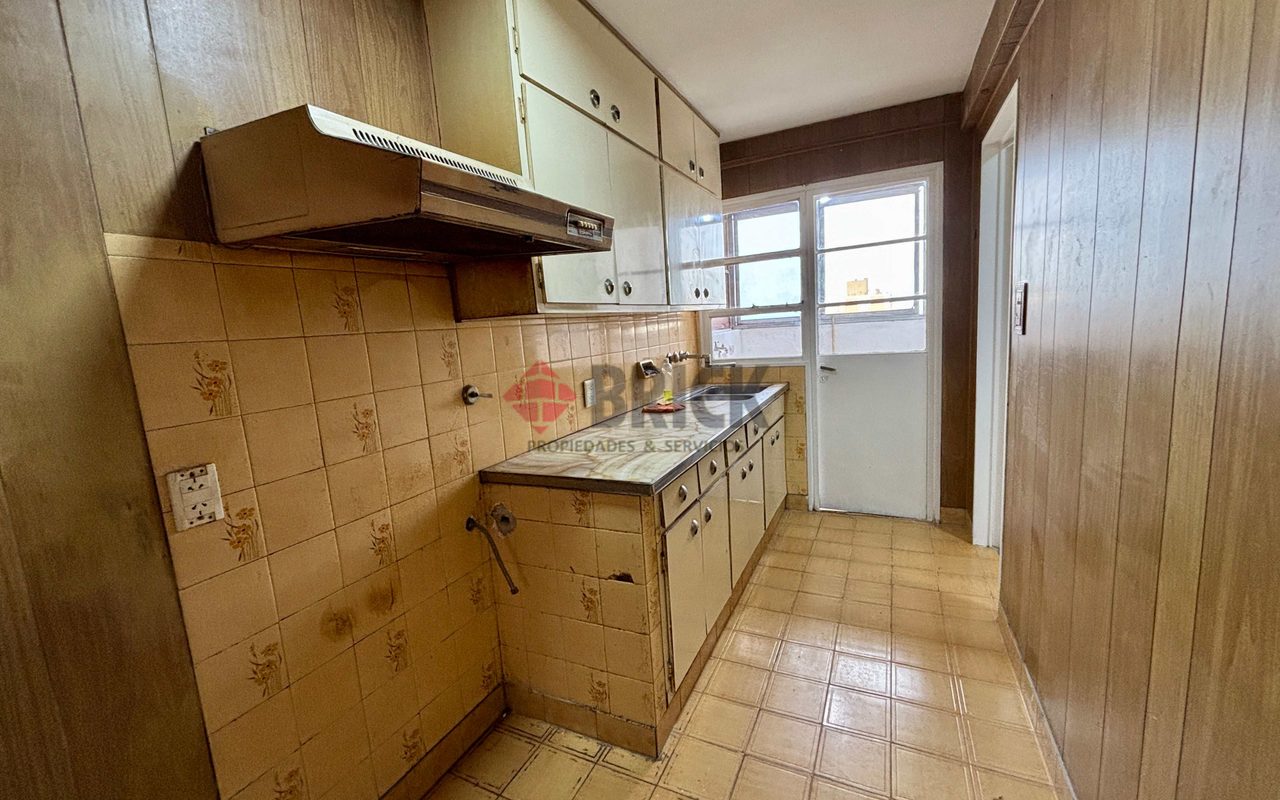 GENERAL PINTOS al 2900 Piso 14 7