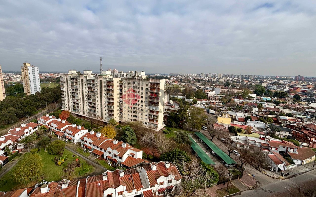 GENERAL PINTOS al 2900 Piso 14 27