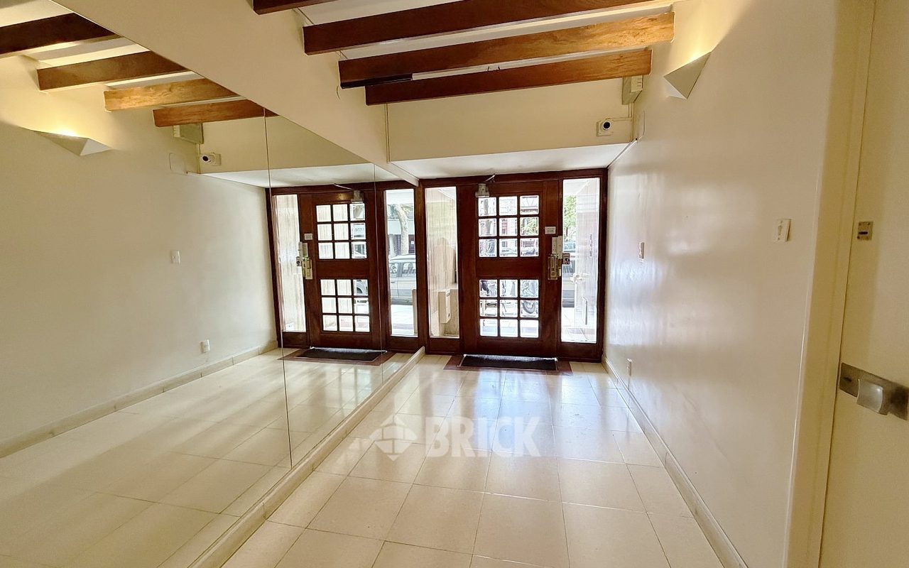 CHENAUT, AV. al 1700 Piso 8 23