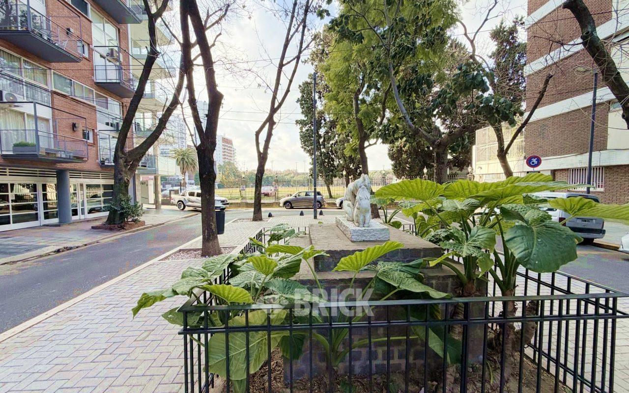 CHENAUT, AV. al 1700 Piso 8 30