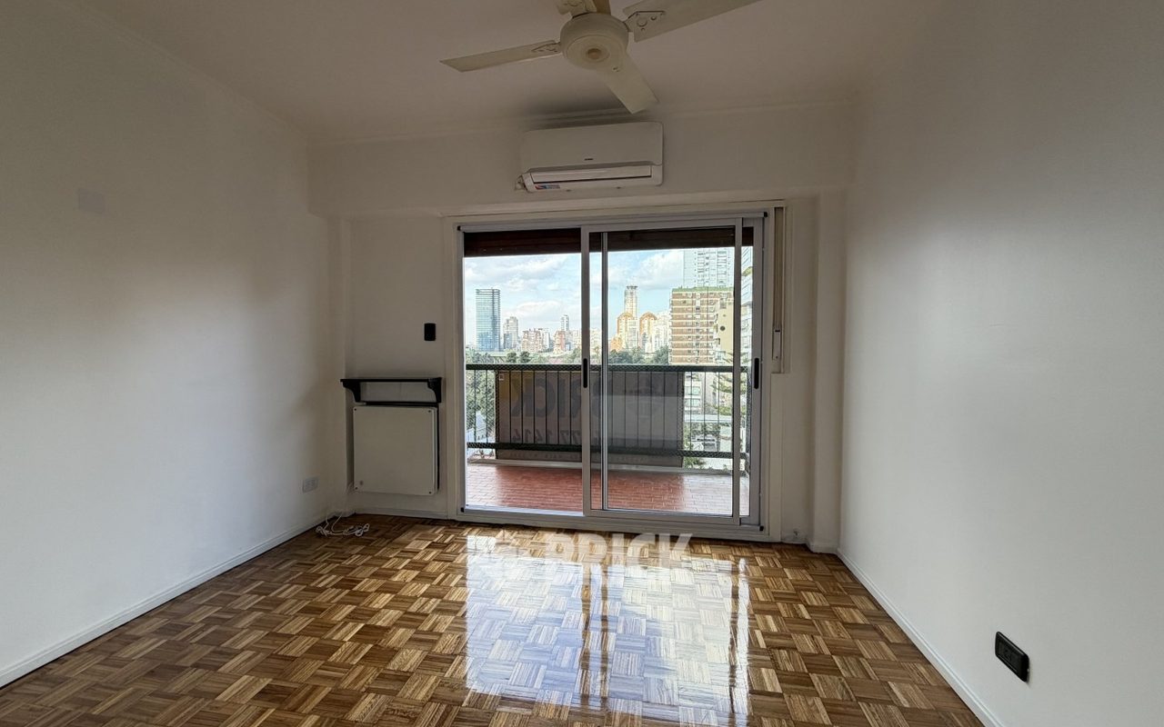 CHENAUT, AV. al 1700 Piso 8 7