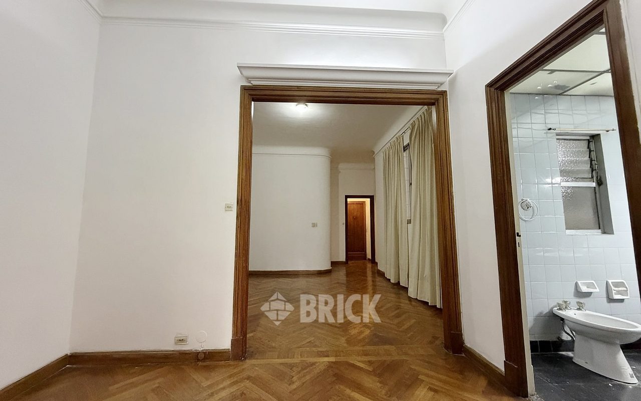 RODRIGUEZ PEÑA al 1300 Piso 1 9