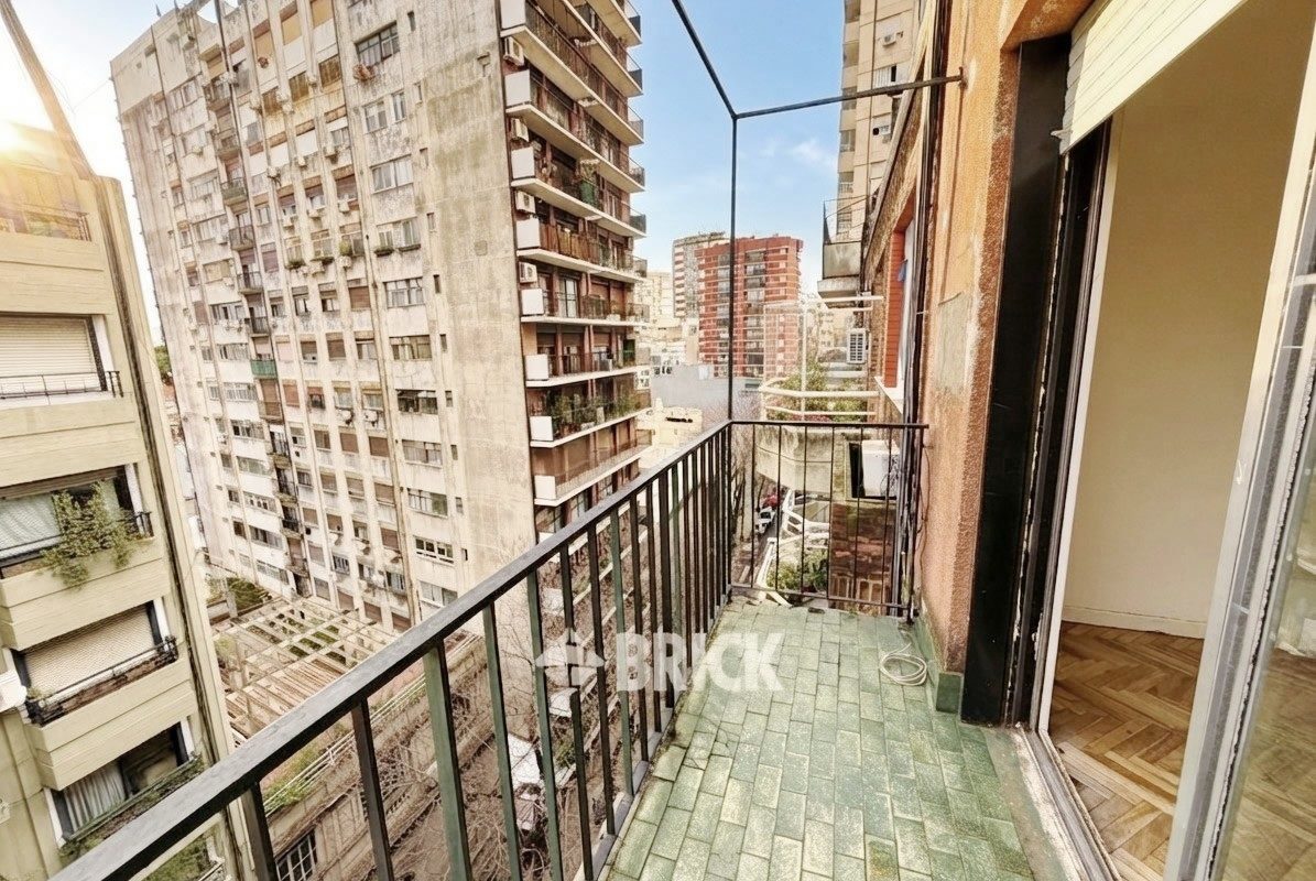 CHARCAS al 3100 Piso 8 12