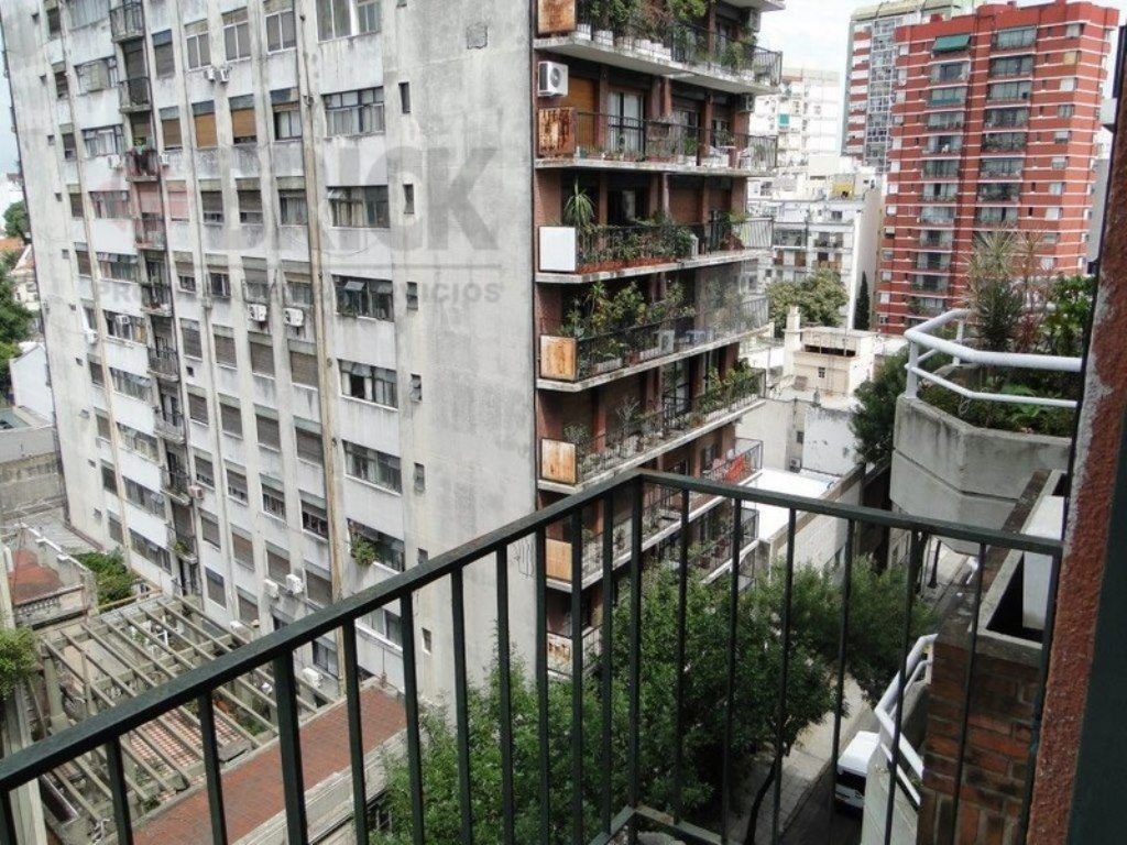 CHARCAS al 3100 Piso 8 15
