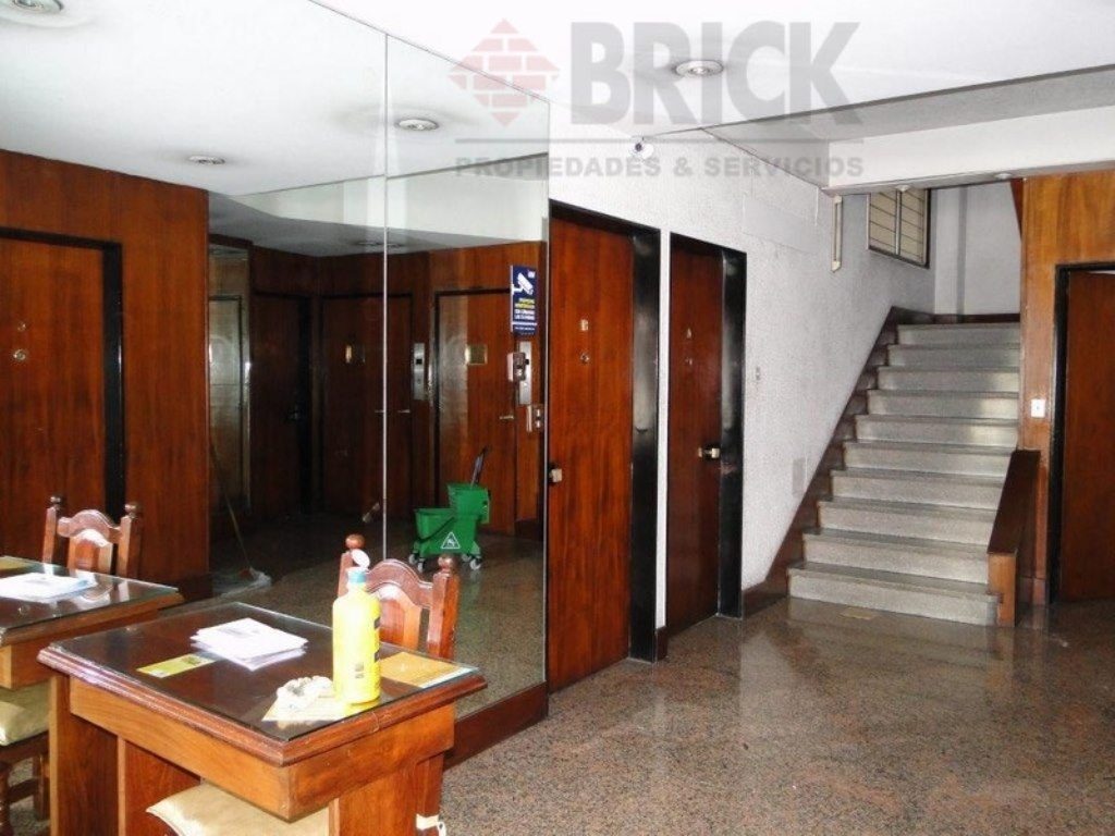 CHARCAS al 3100 Piso 8 18