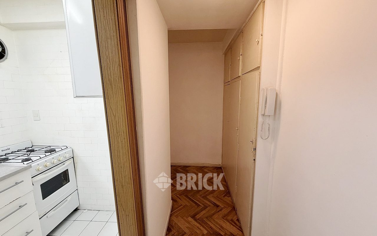 CHARCAS al 3100 Piso 8 20