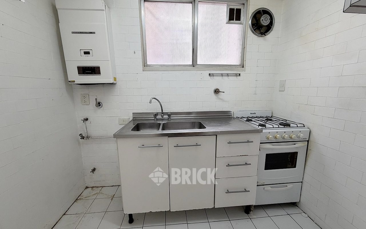 CHARCAS al 3100 Piso 8 21