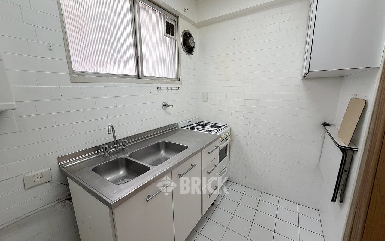 CHARCAS al 3100 Piso 8 22