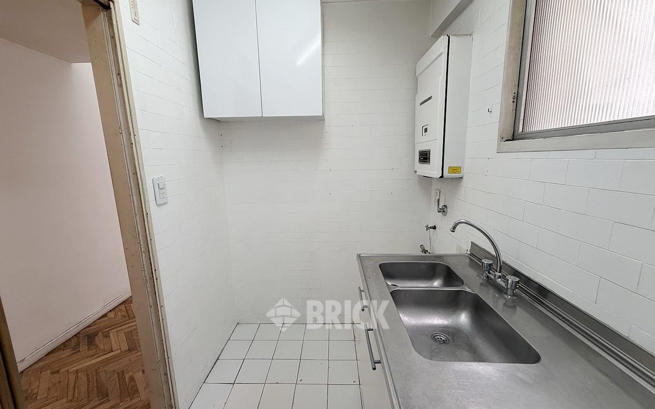CHARCAS al 3100 Piso 8 23