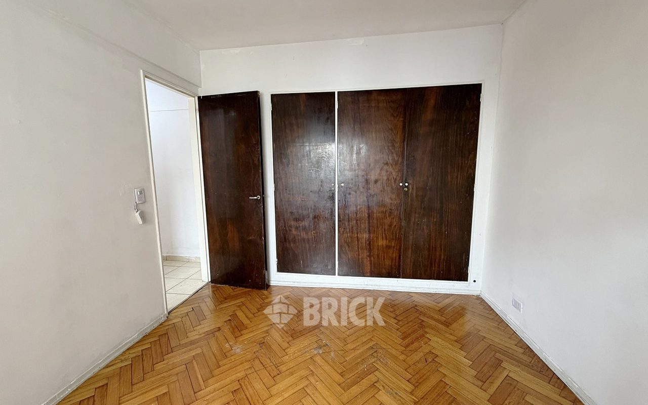 TUCUMAN al 2200 Piso 5 12
