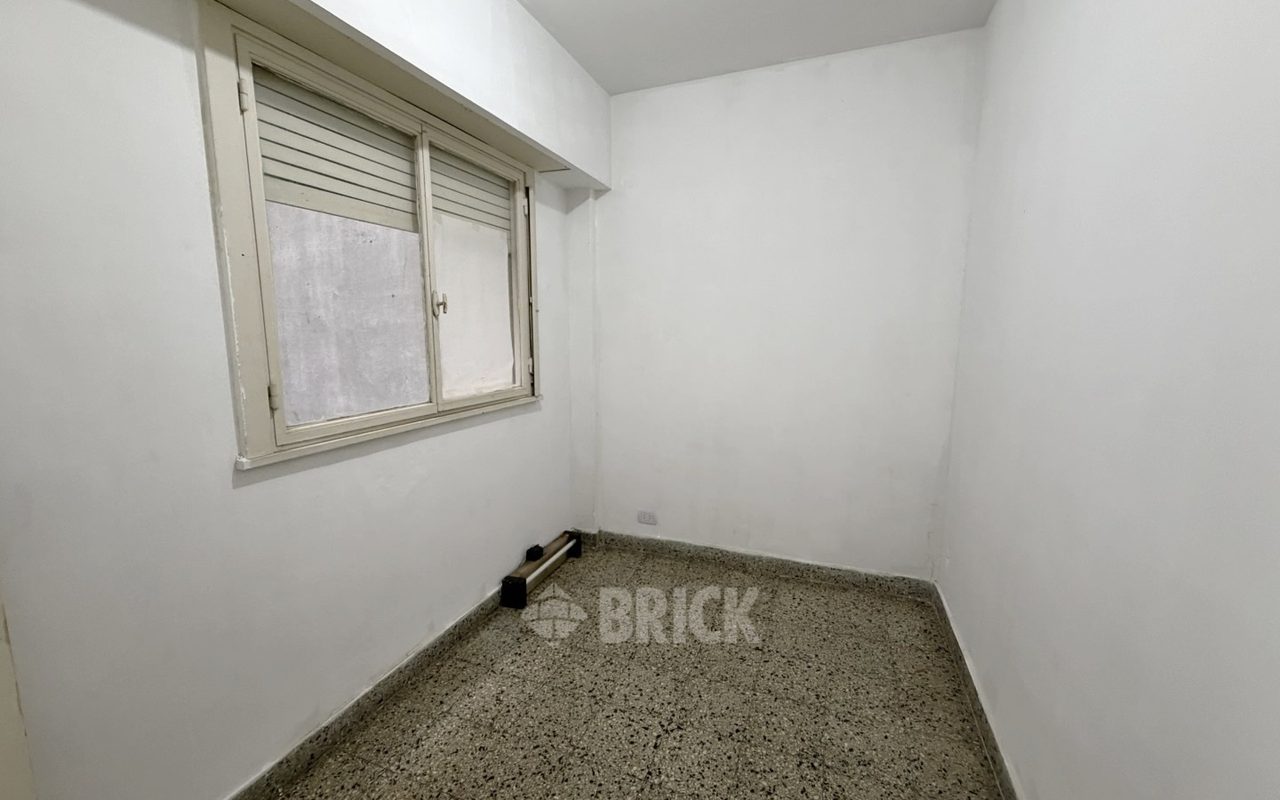 TUCUMAN al 2200 Piso 5 25