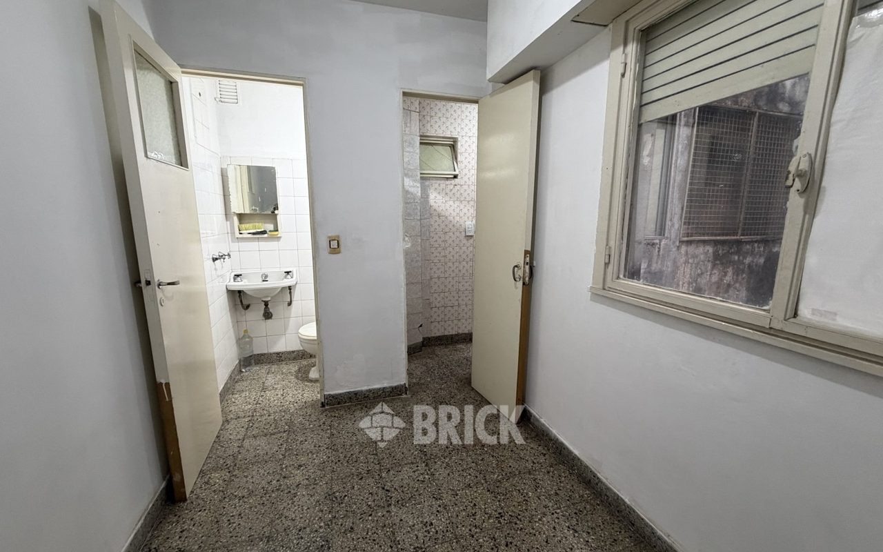 TUCUMAN al 2200 Piso 5 26