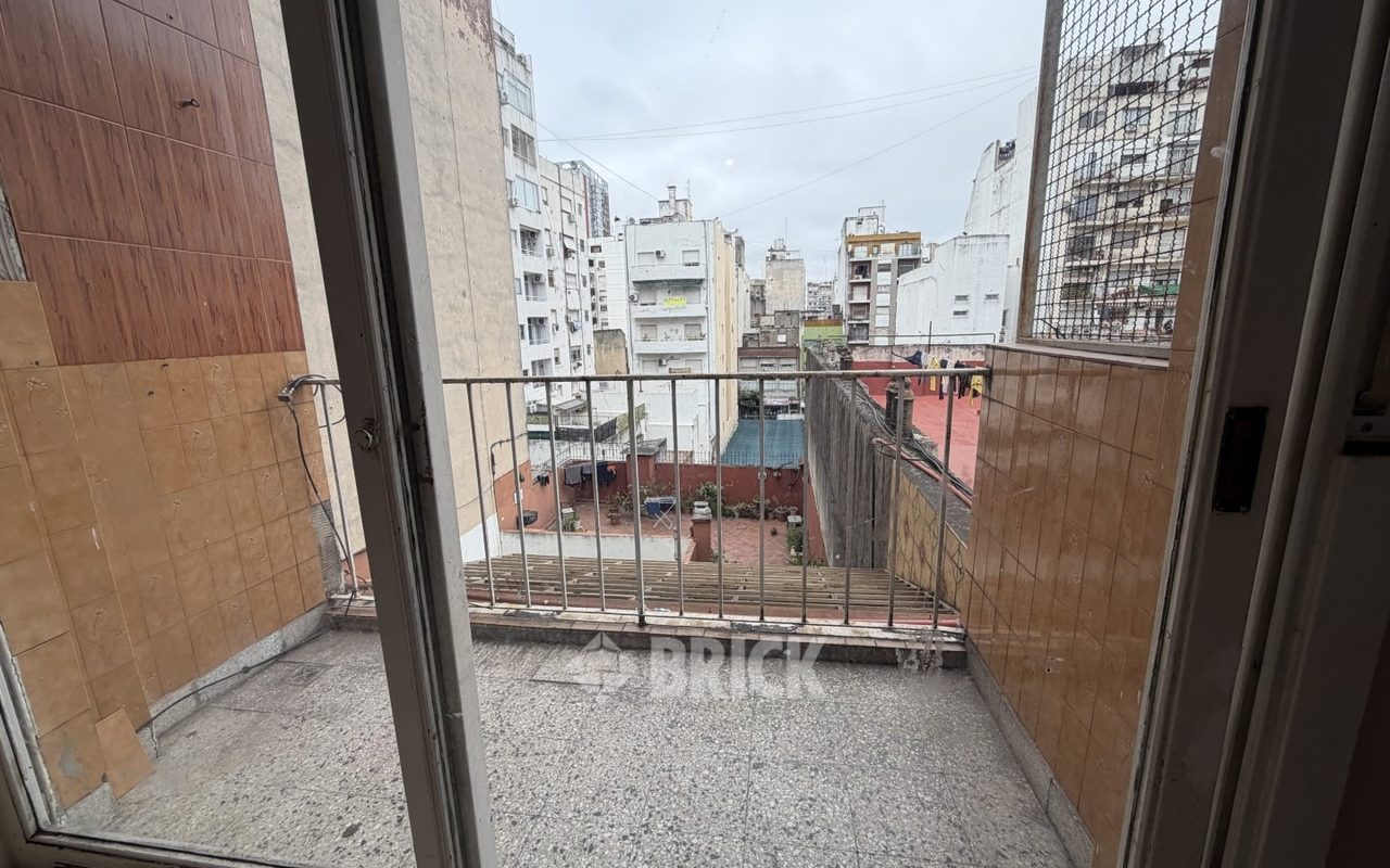 TUCUMAN al 2200 Piso 5 3
