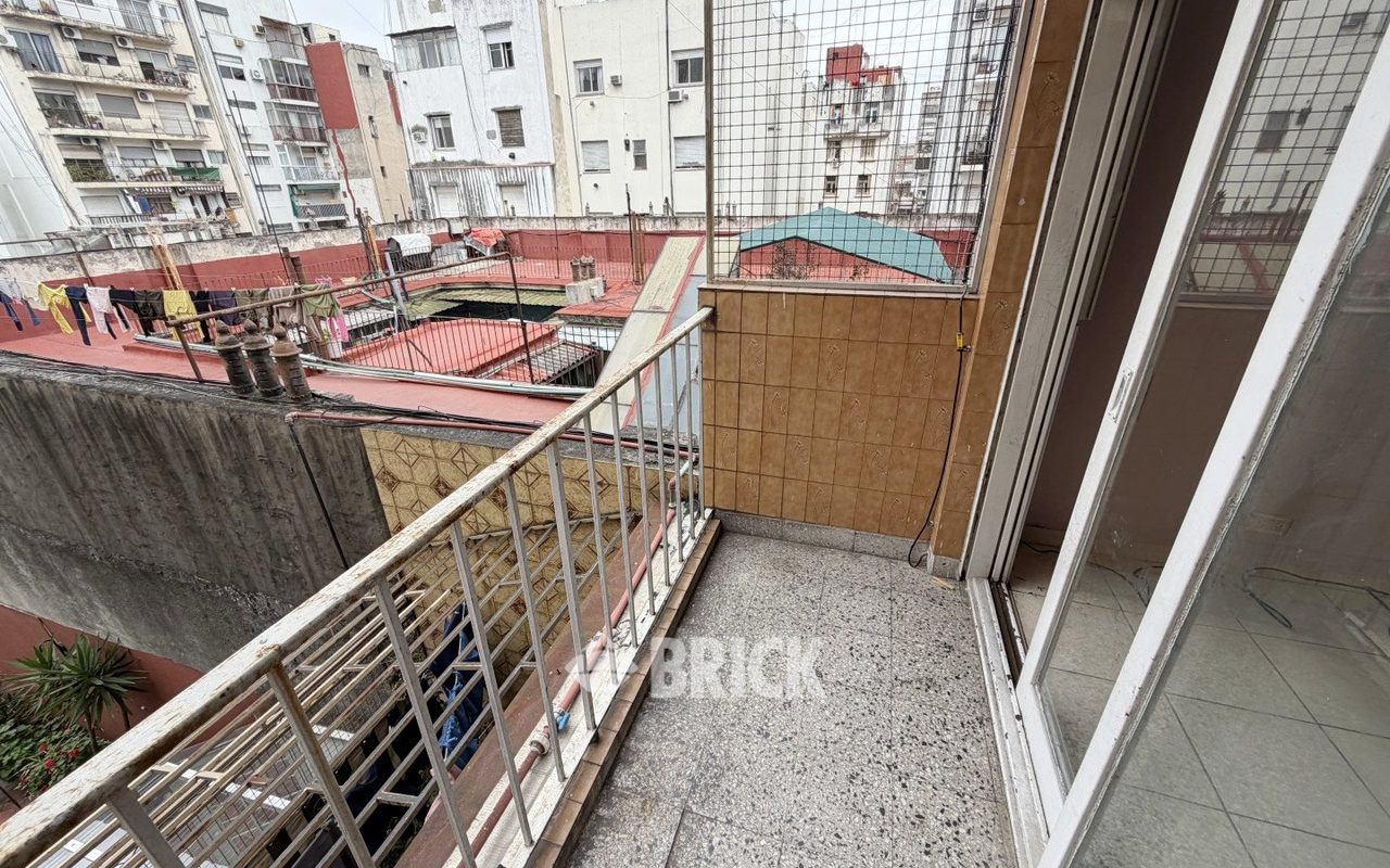 TUCUMAN al 2200 Piso 5 8