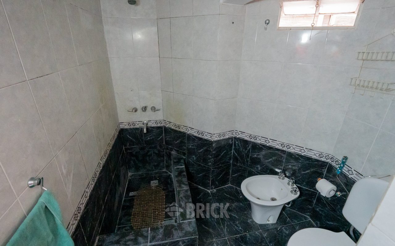 SARANDI al 100 Piso PB 14