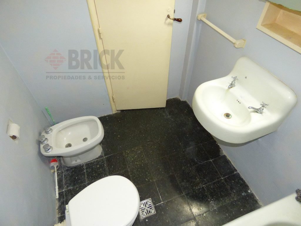 LAPRIDA al 1500 Piso 2 11