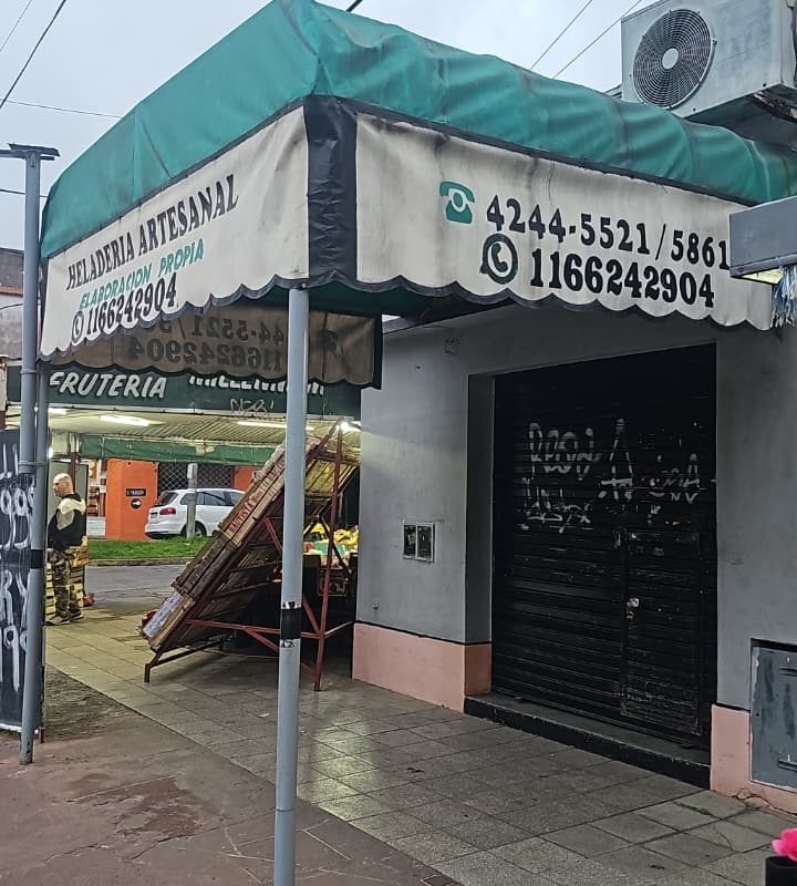 CERRITO al 900 6