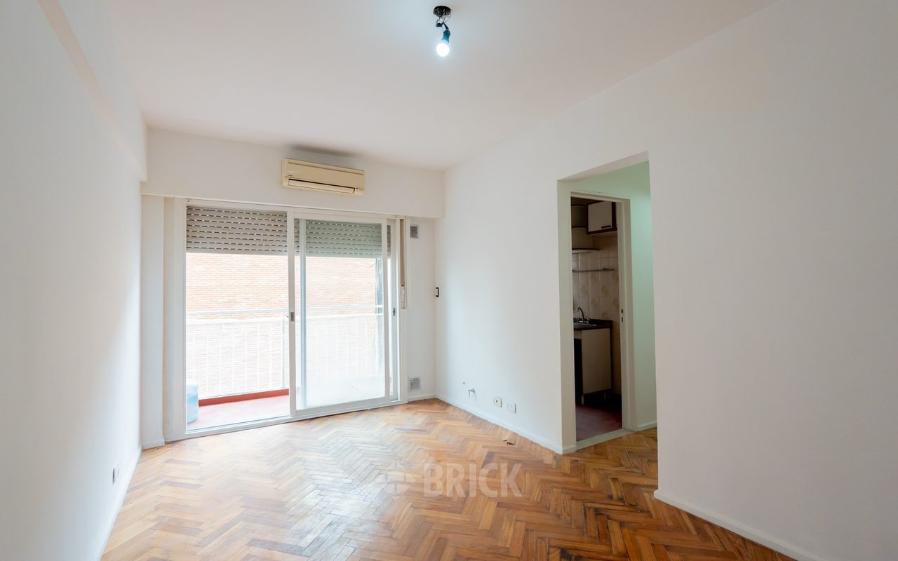 AVELLANEDA, AV. al 1800 Piso 13 1