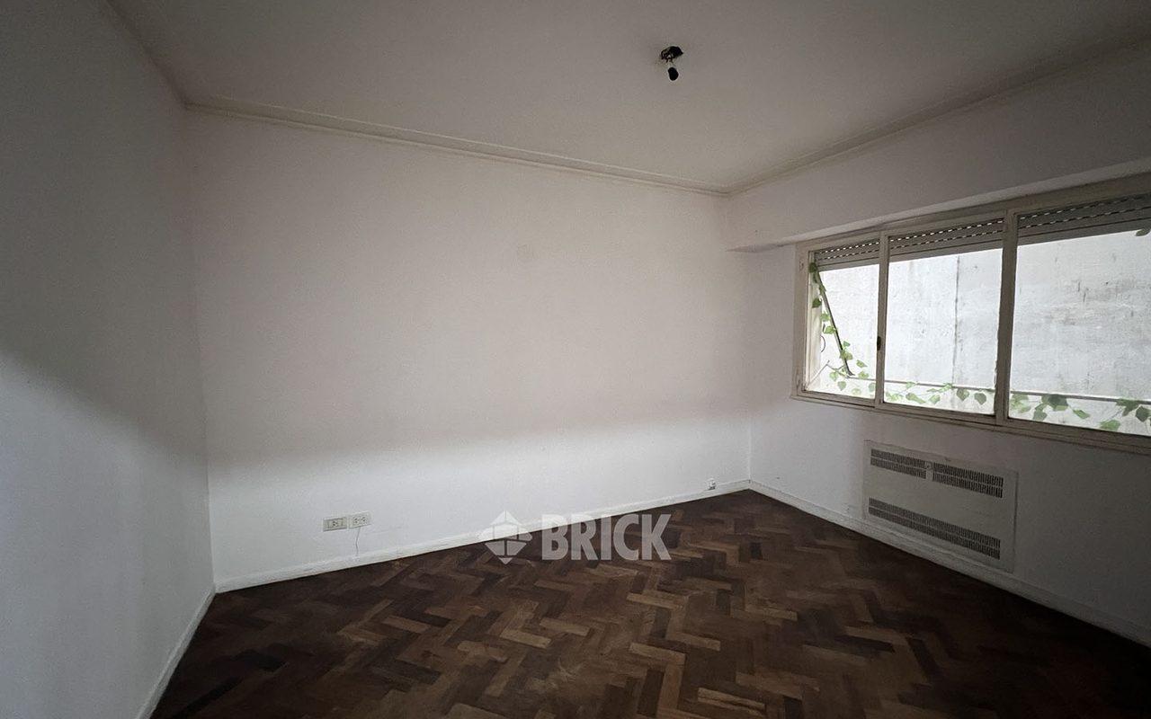 AZCUENAGA al 1200 Piso 1 3
