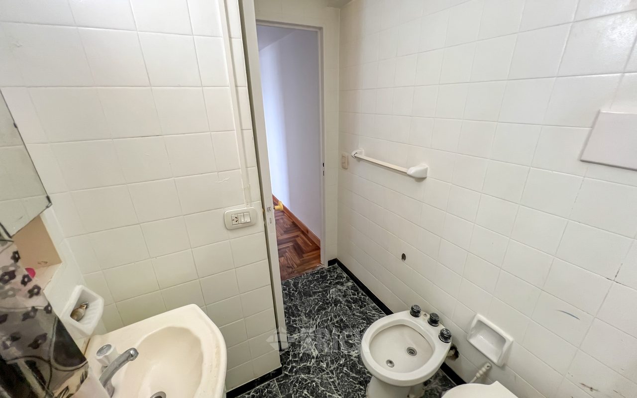 LARREA al 900 Piso 13 12